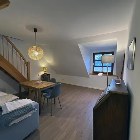 Lassen Hof 03 Affenbande *